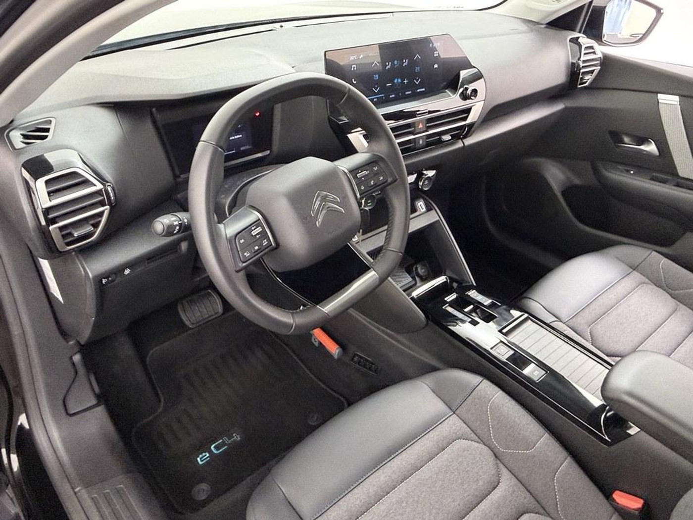 Foto van Citroen E-c4