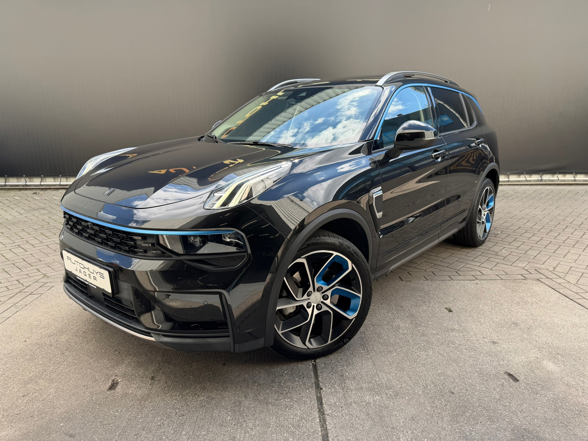 Foto van Lynk&co LYNK & Co 01