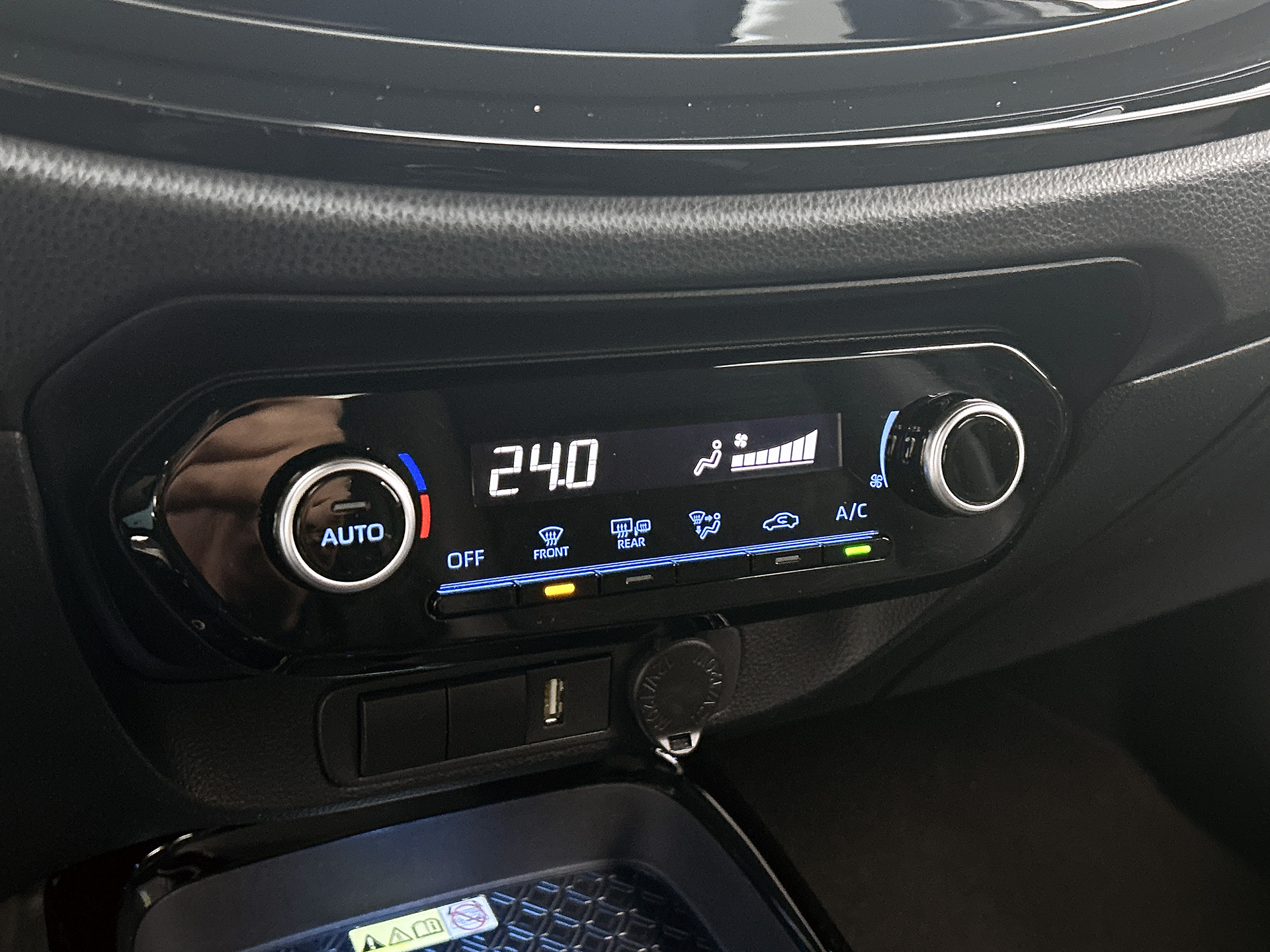 Foto van Toyota Toyota Aygo X