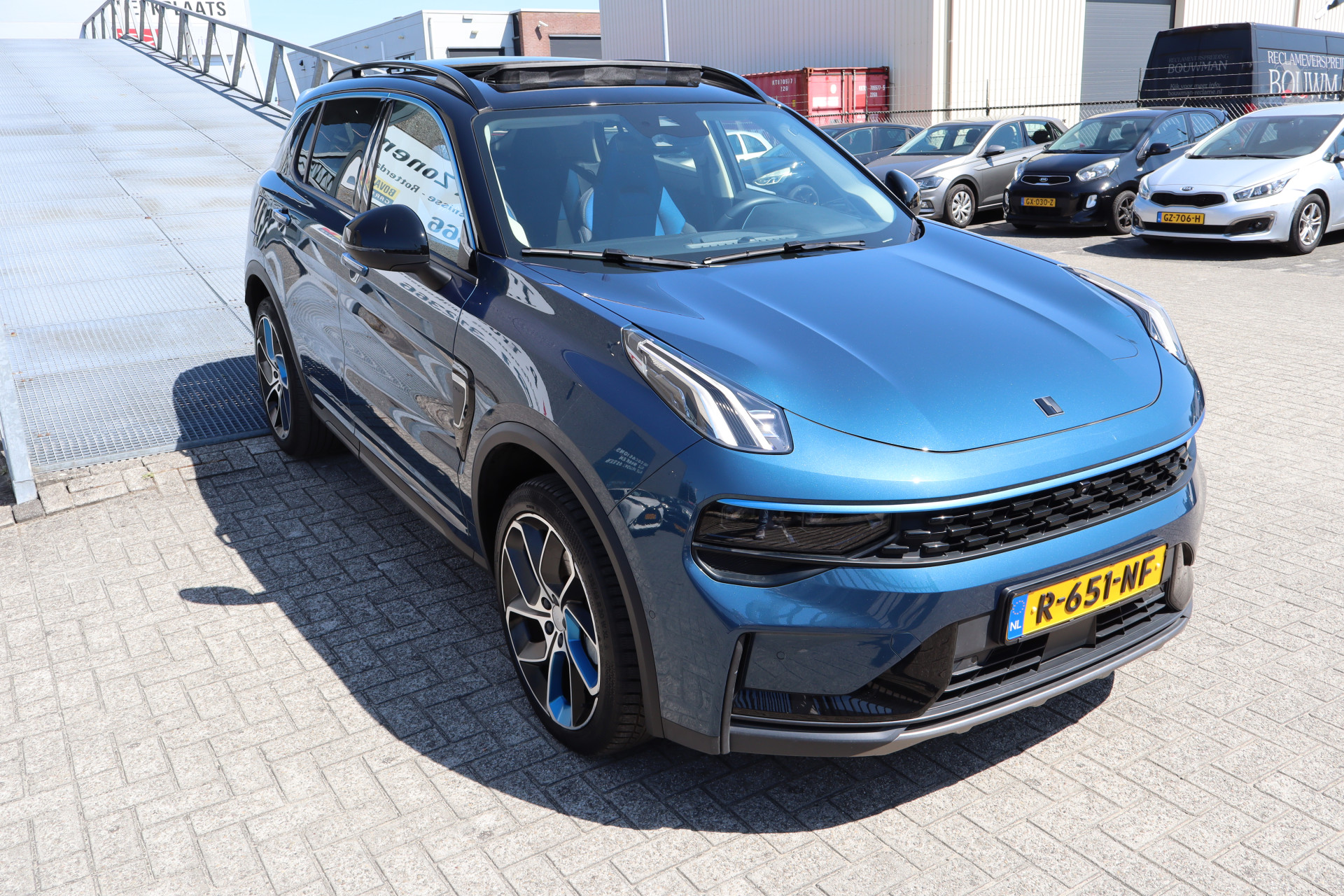 Foto van Lynk&co LYNK & Co 01