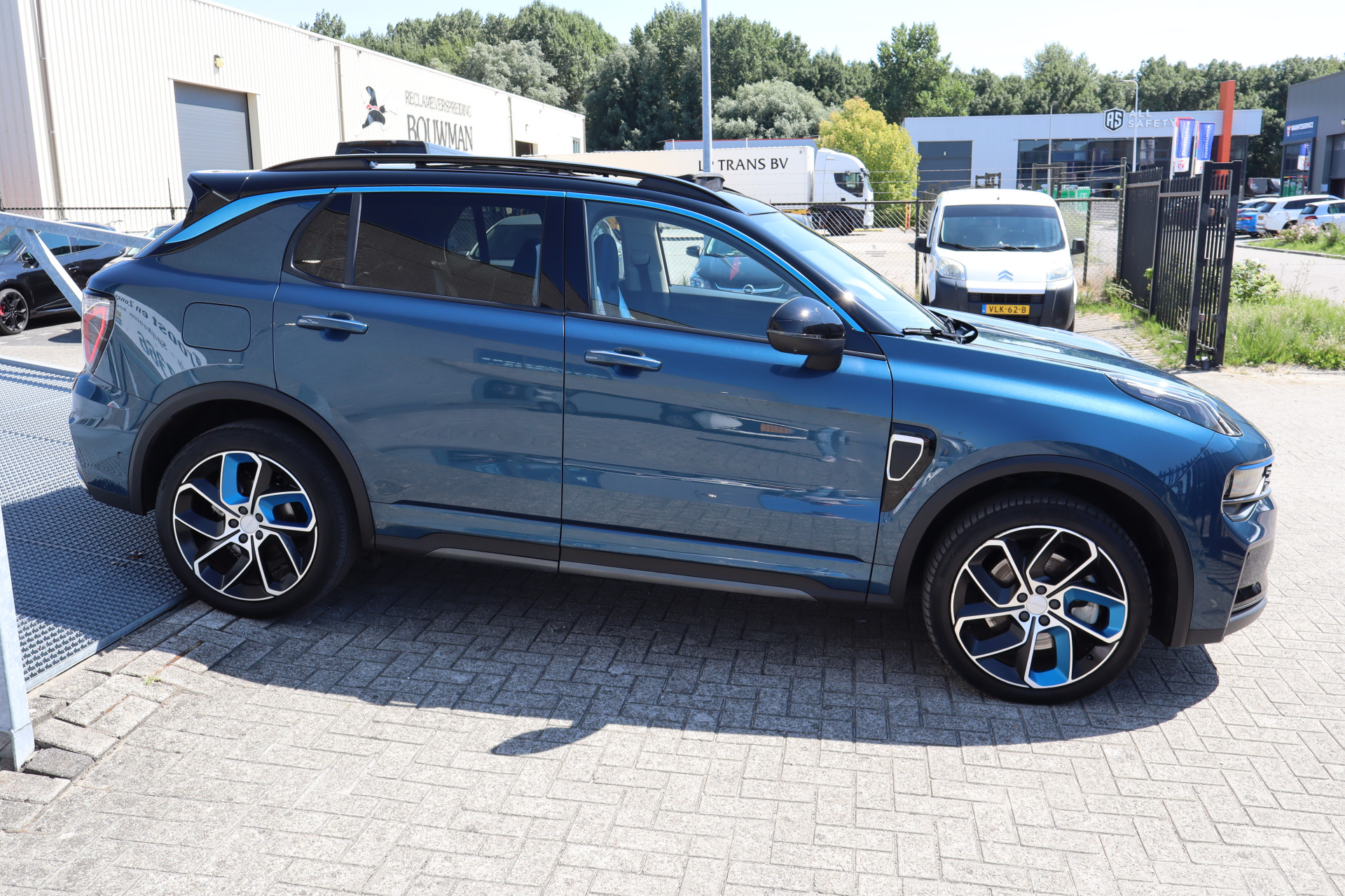 Foto van Lynk&co LYNK & Co 01