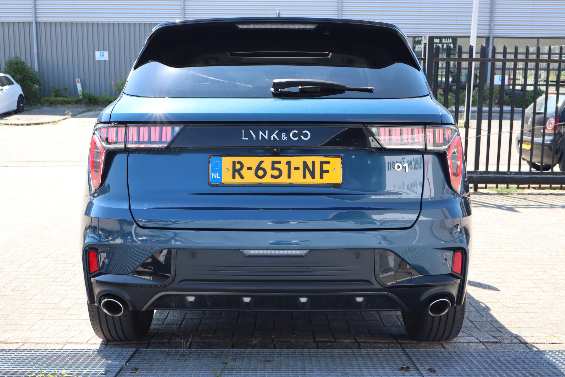 Foto van Lynk&co LYNK & Co 01