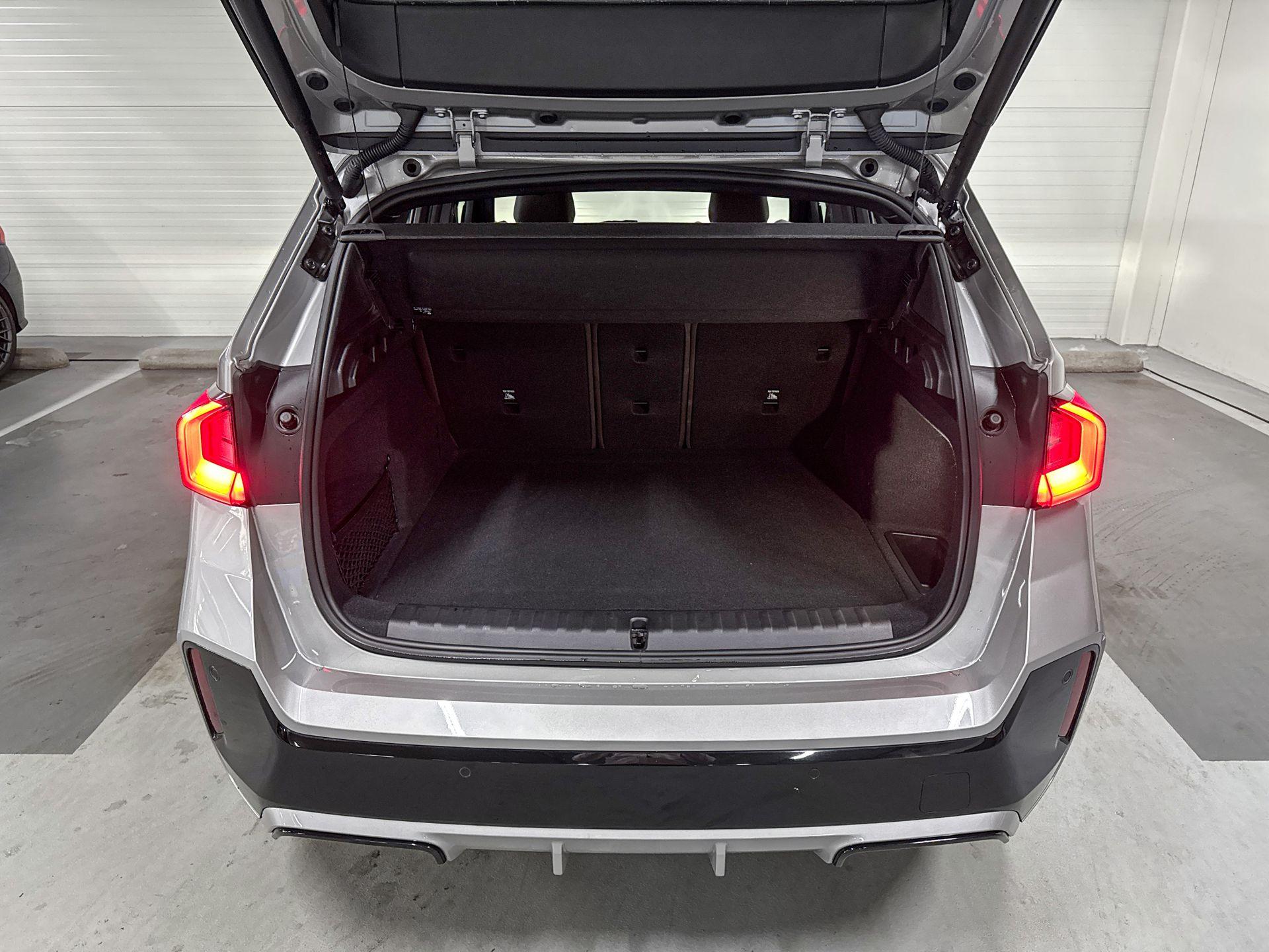 Foto van BMW X1 Xdrive23i