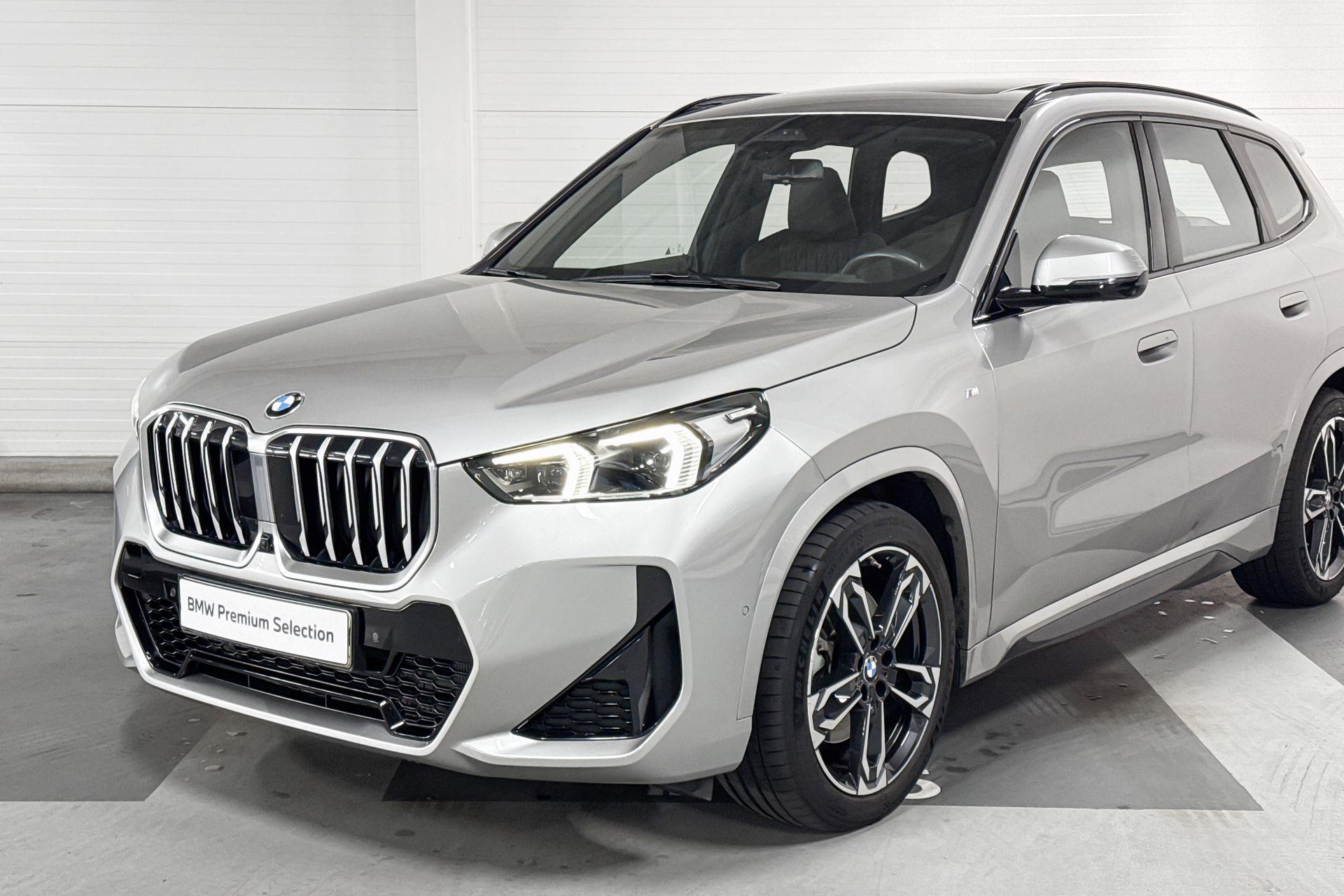 Foto van BMW X1 Xdrive23i
