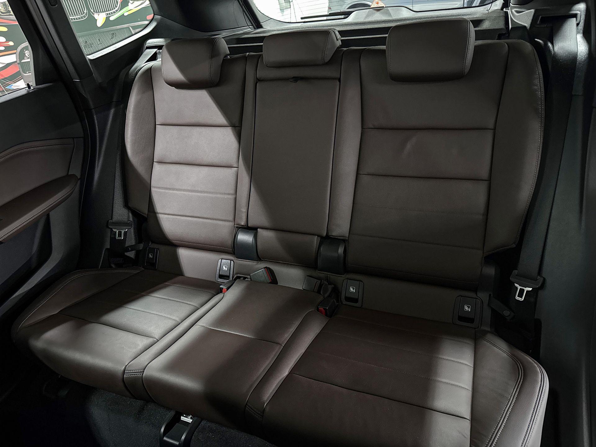 Foto van BMW X1 Xdrive23i