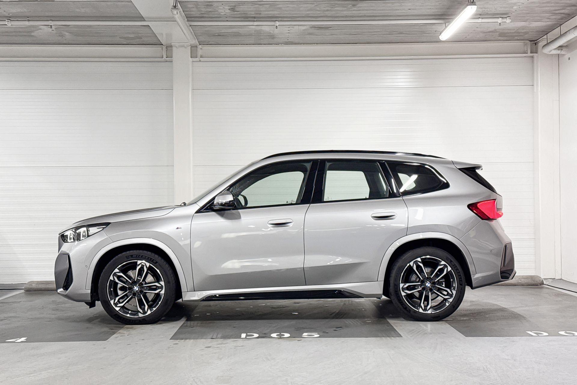 Foto van BMW X1 Xdrive23i