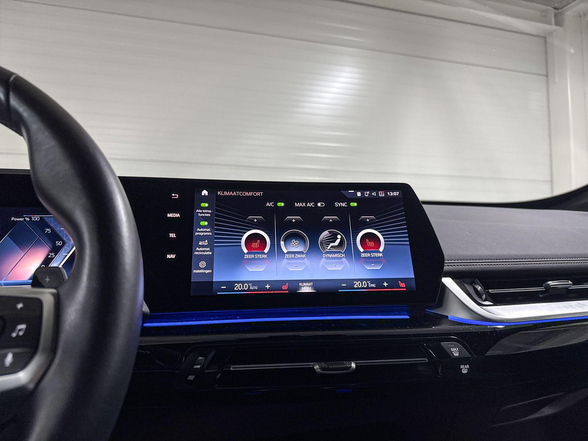 Foto van BMW X1 Xdrive23i