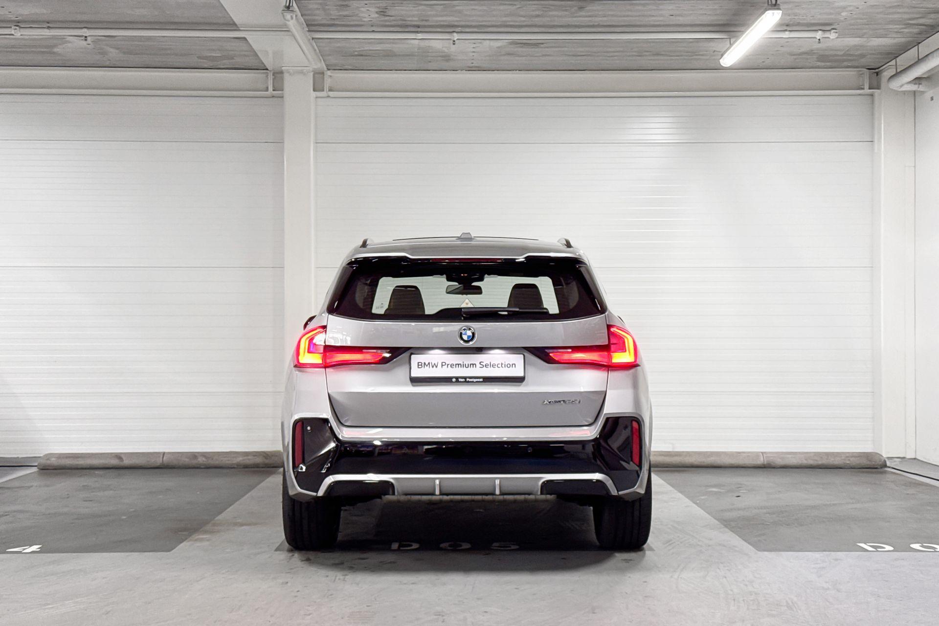 Foto van BMW X1 Xdrive23i