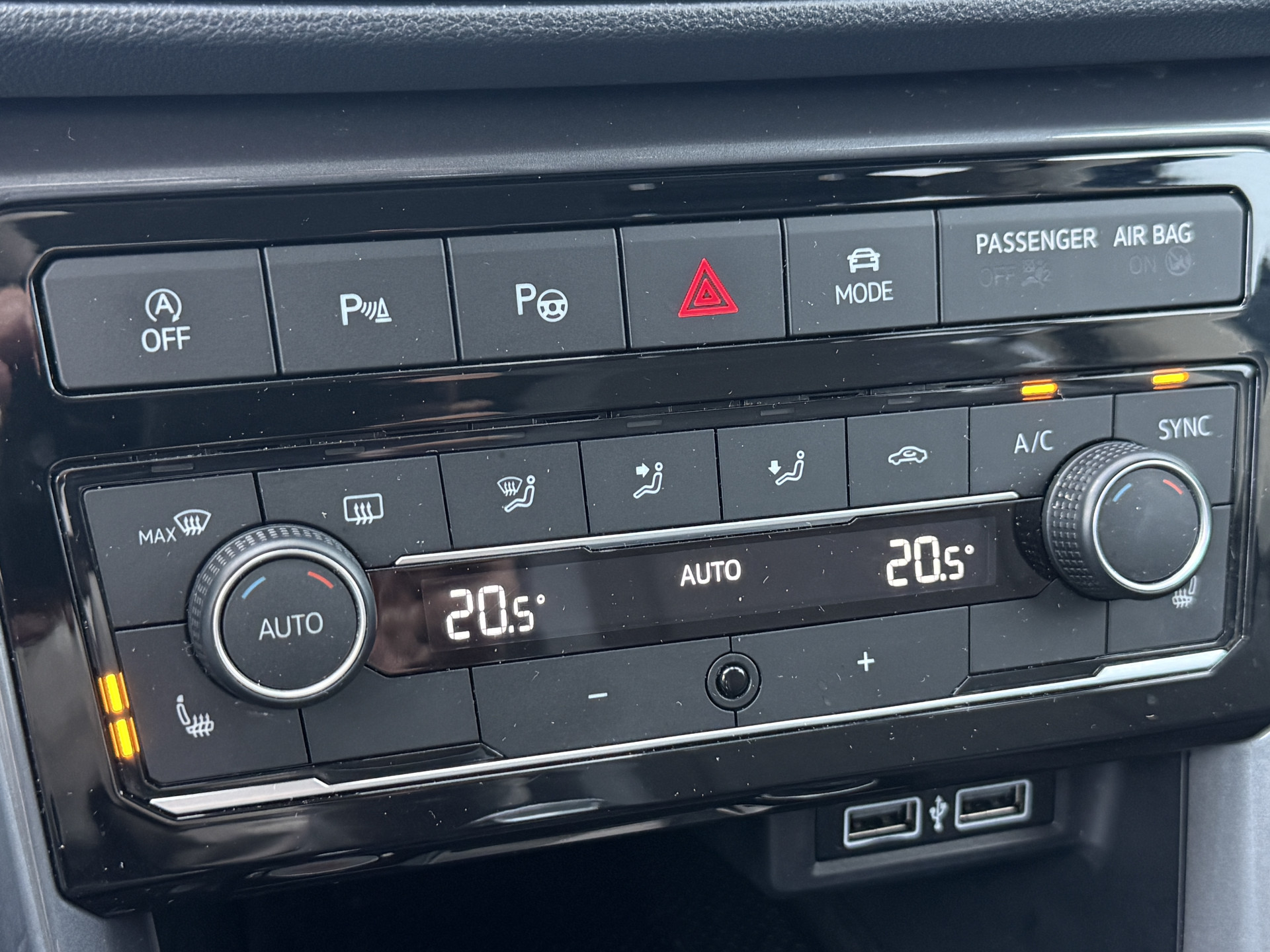 Foto van Volkswagen T-cross