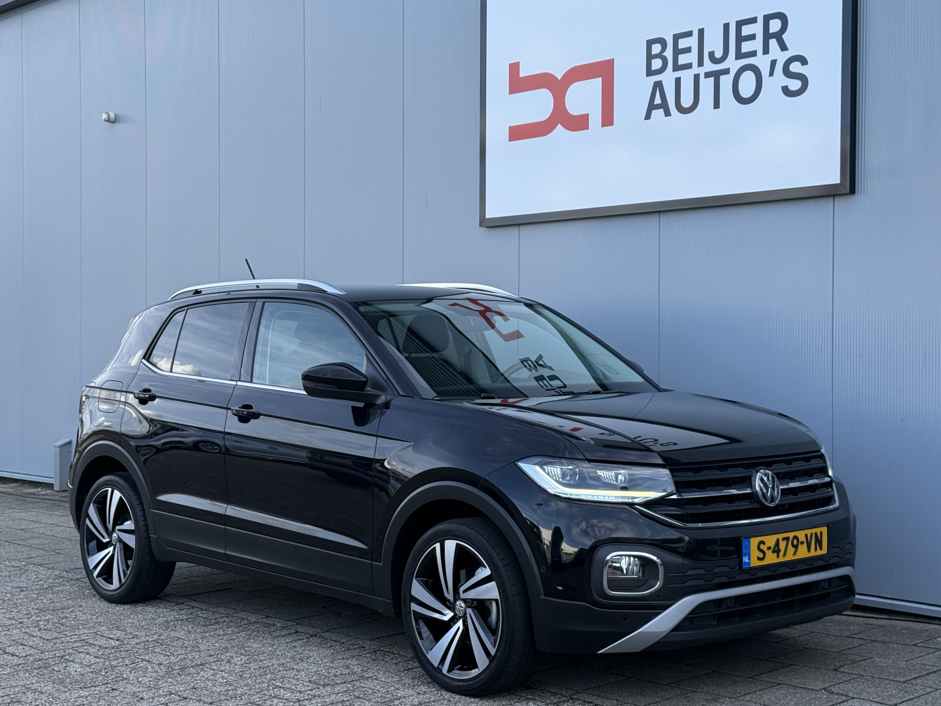Foto van Volkswagen T-cross