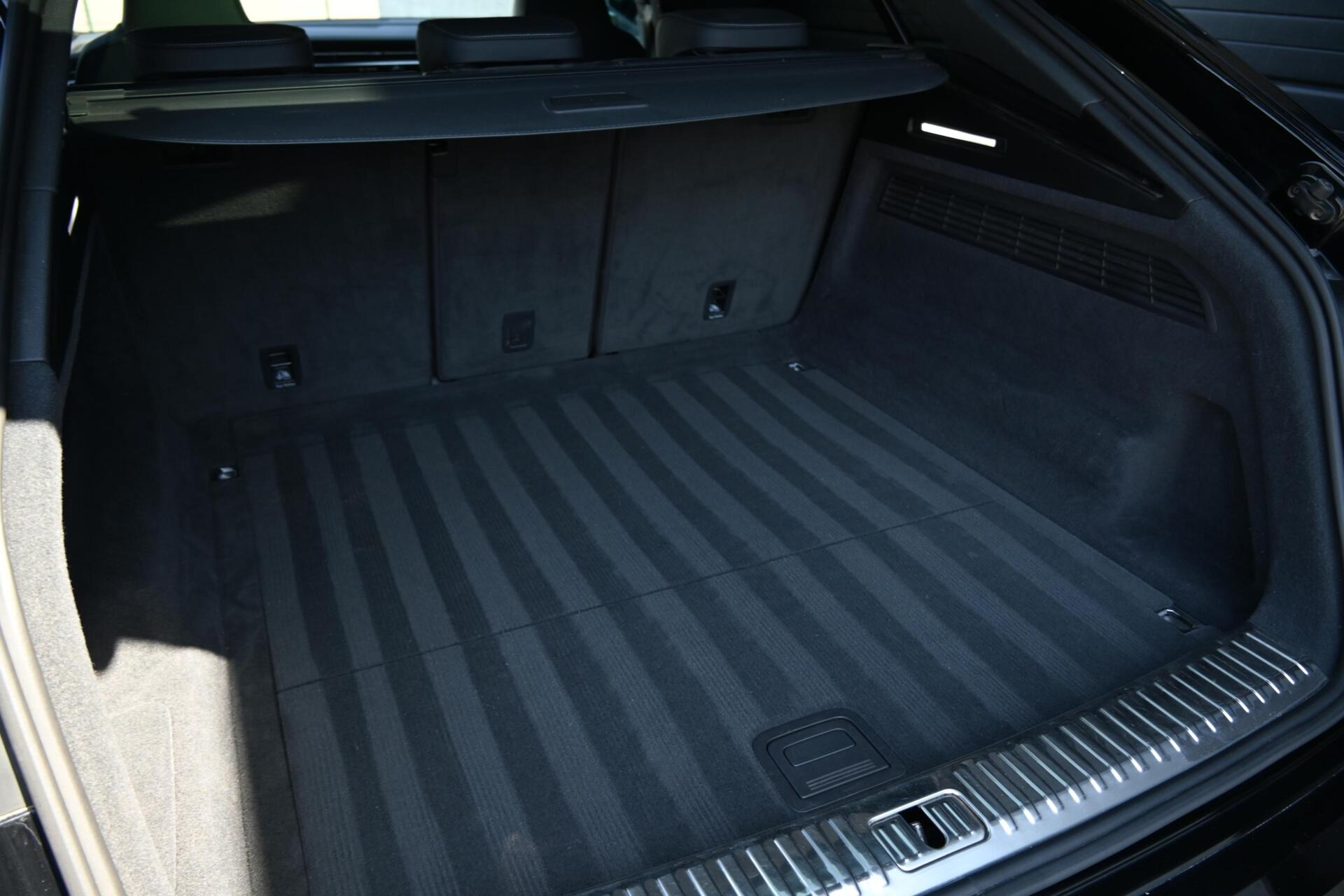 Foto van Audi Q8