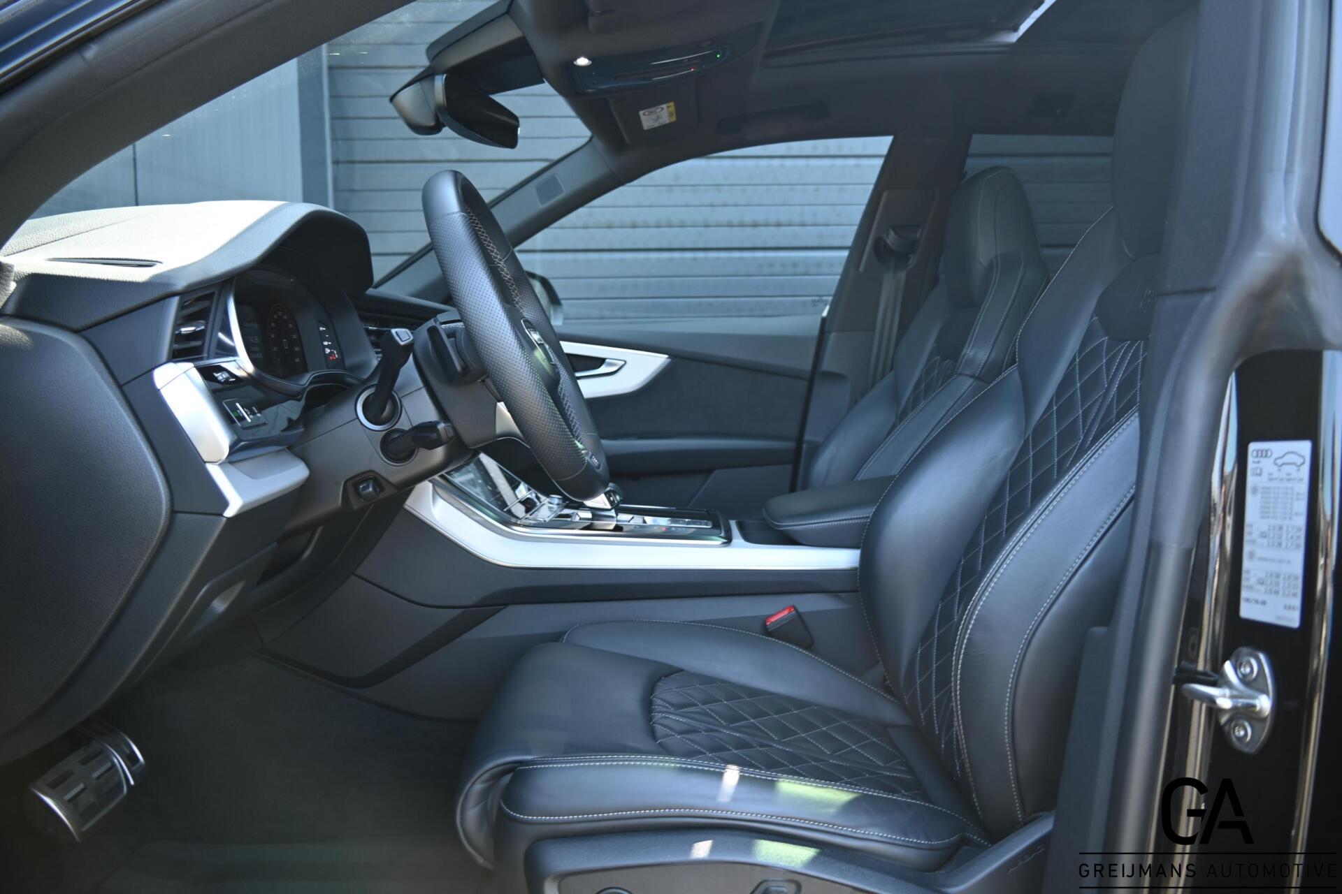 Foto van Audi Q8