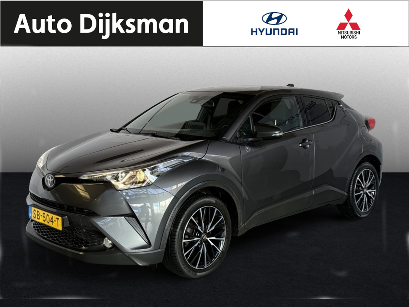 Toyota Toyota C-hr 1.2 Dynamic Navigatie 2017 - voorkant