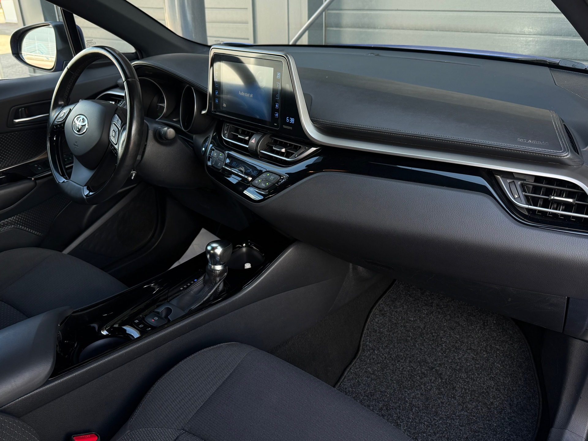 Foto van Toyota Toyota C-hr