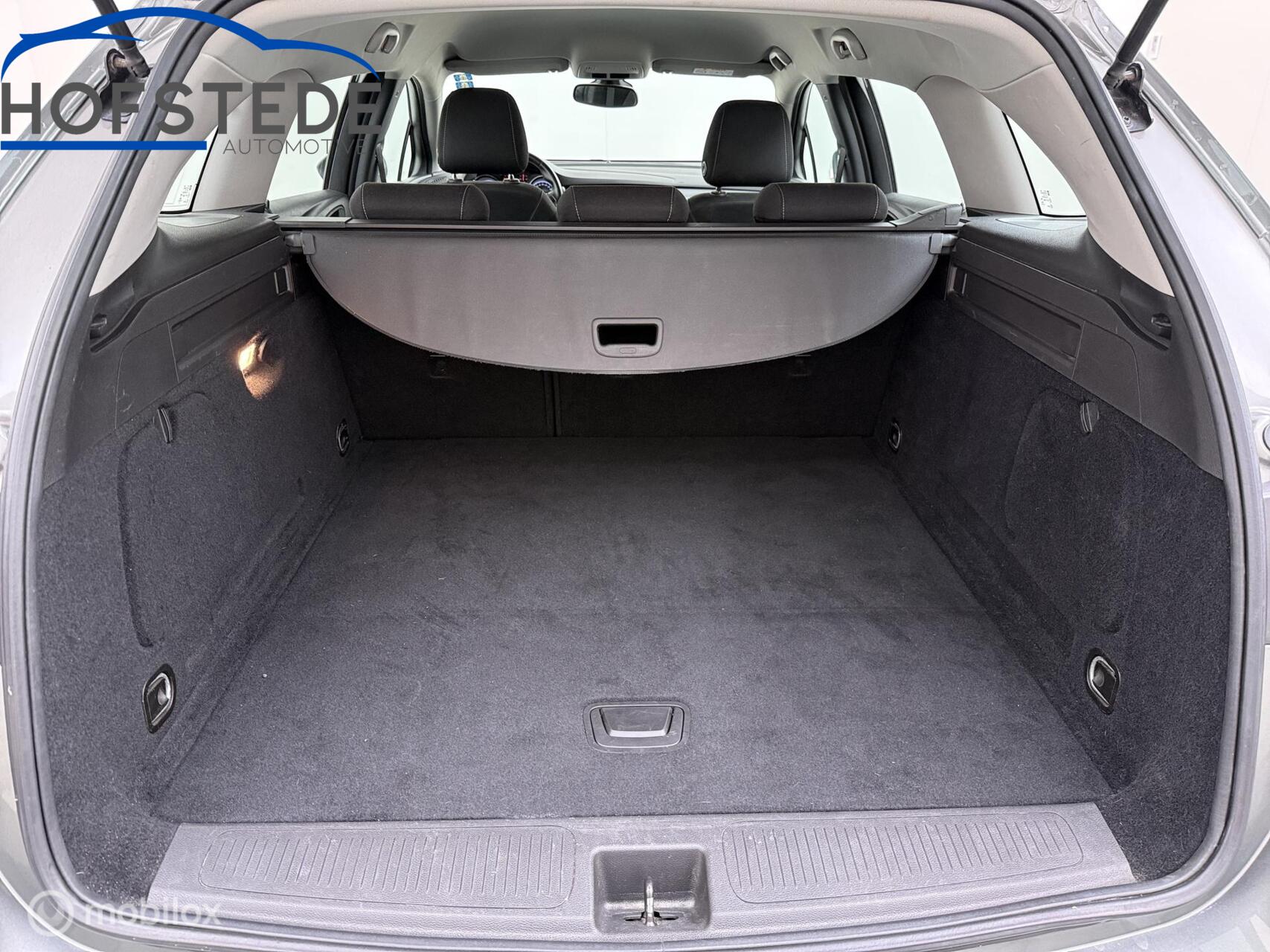 Foto van Opel Astra Sports Tourer