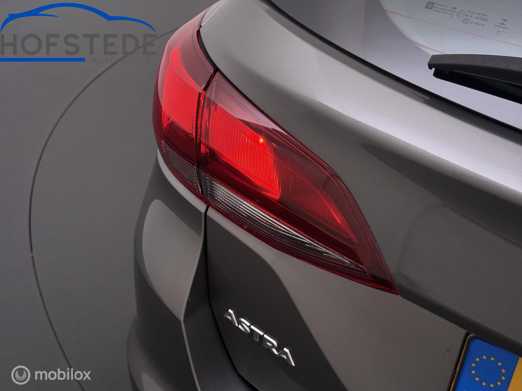 Foto van Opel Astra Sports Tourer