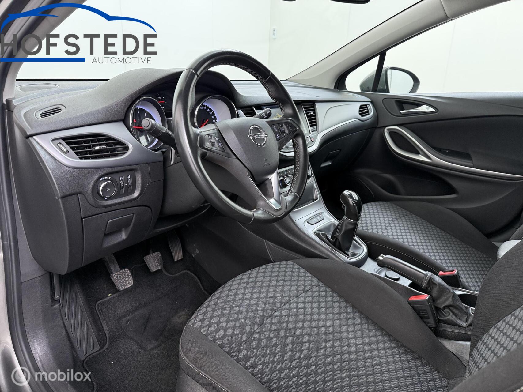 Foto van Opel Astra Sports Tourer