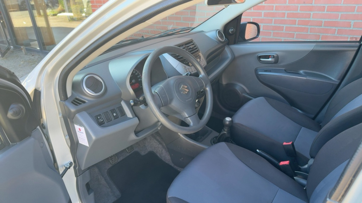 Foto van Suzuki Alto