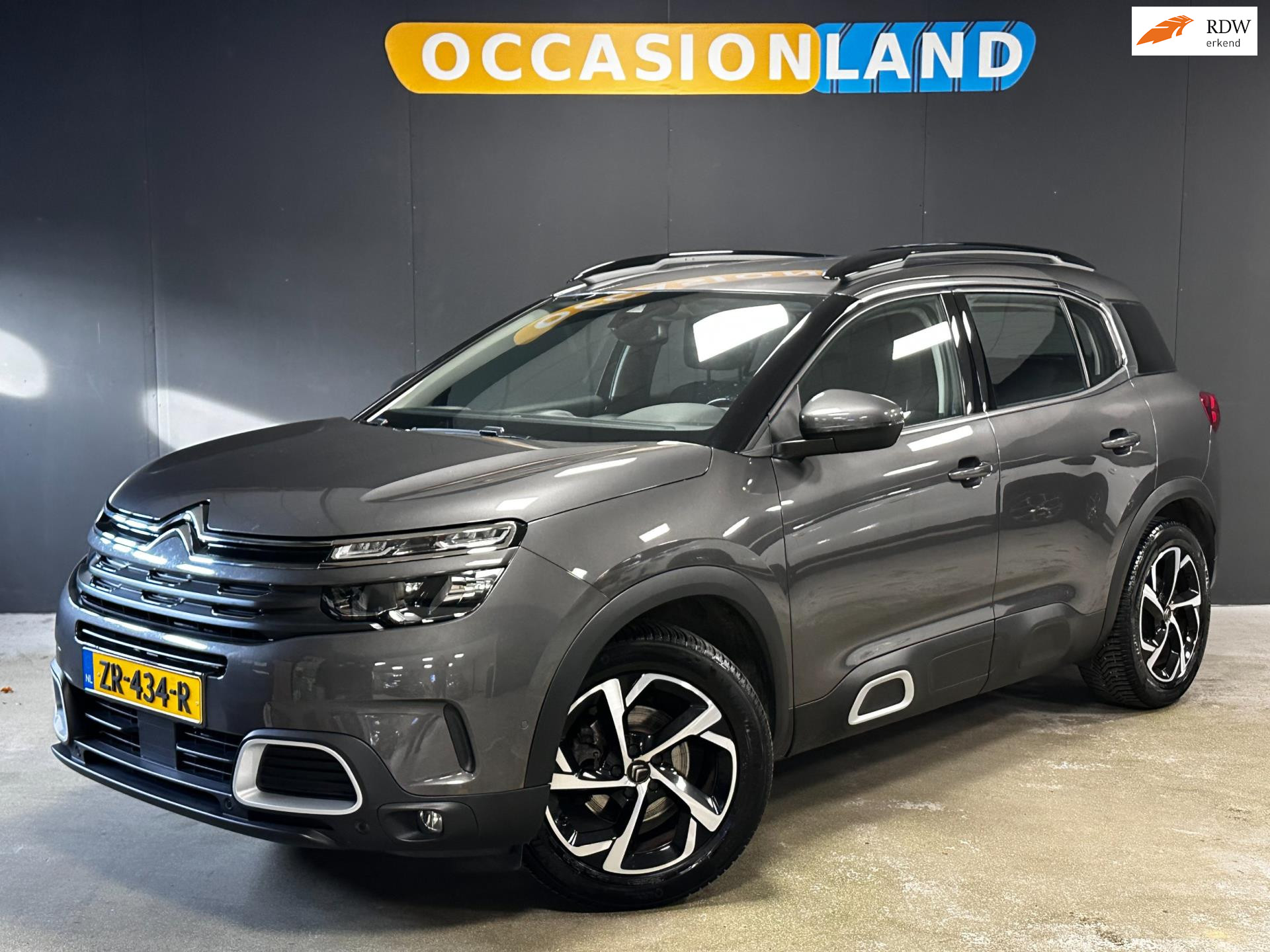 Citroen C5 Aircross 1.2 PureTech Business|TREKHAAK|DODEHOEK|CRUISE|CARPLAY|NAVI|360CAM|BLUETOOTH|18INCH| 2019 - voorkant