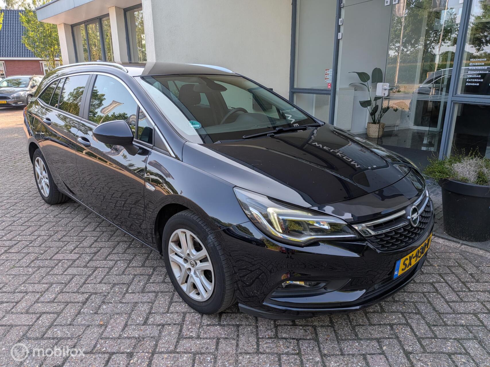 Foto van Opel Astra Sports Tourer