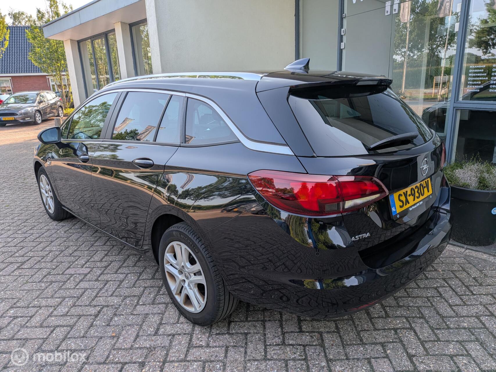 Foto van Opel Astra Sports Tourer