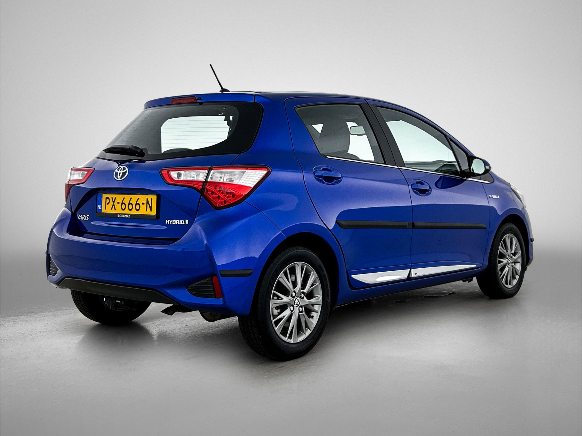 Foto van Toyota Toyota Yaris Hybrid