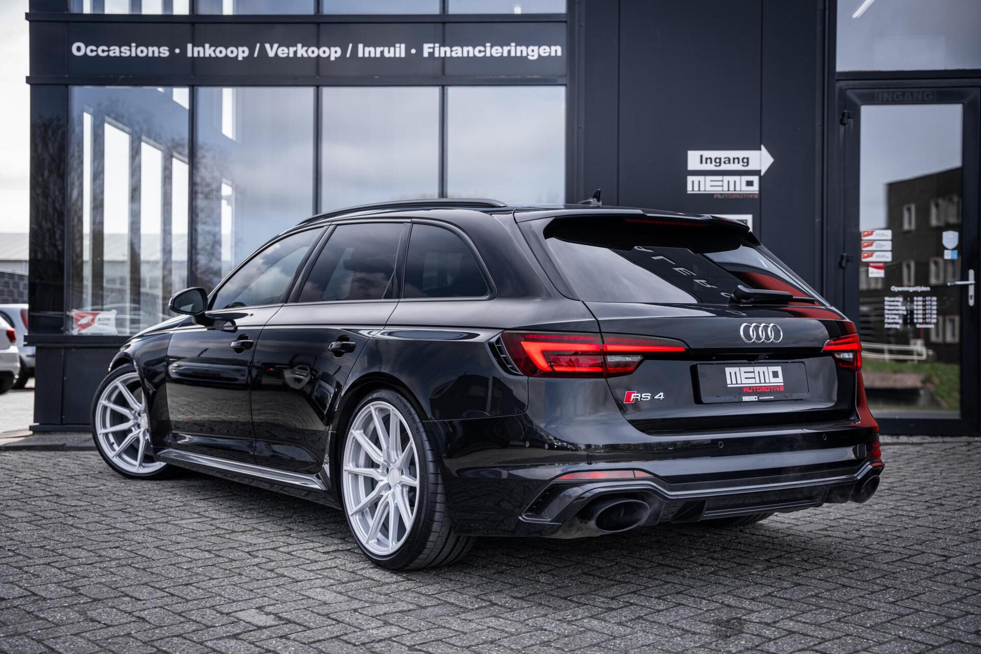 Foto van Audi RS 4 Avant