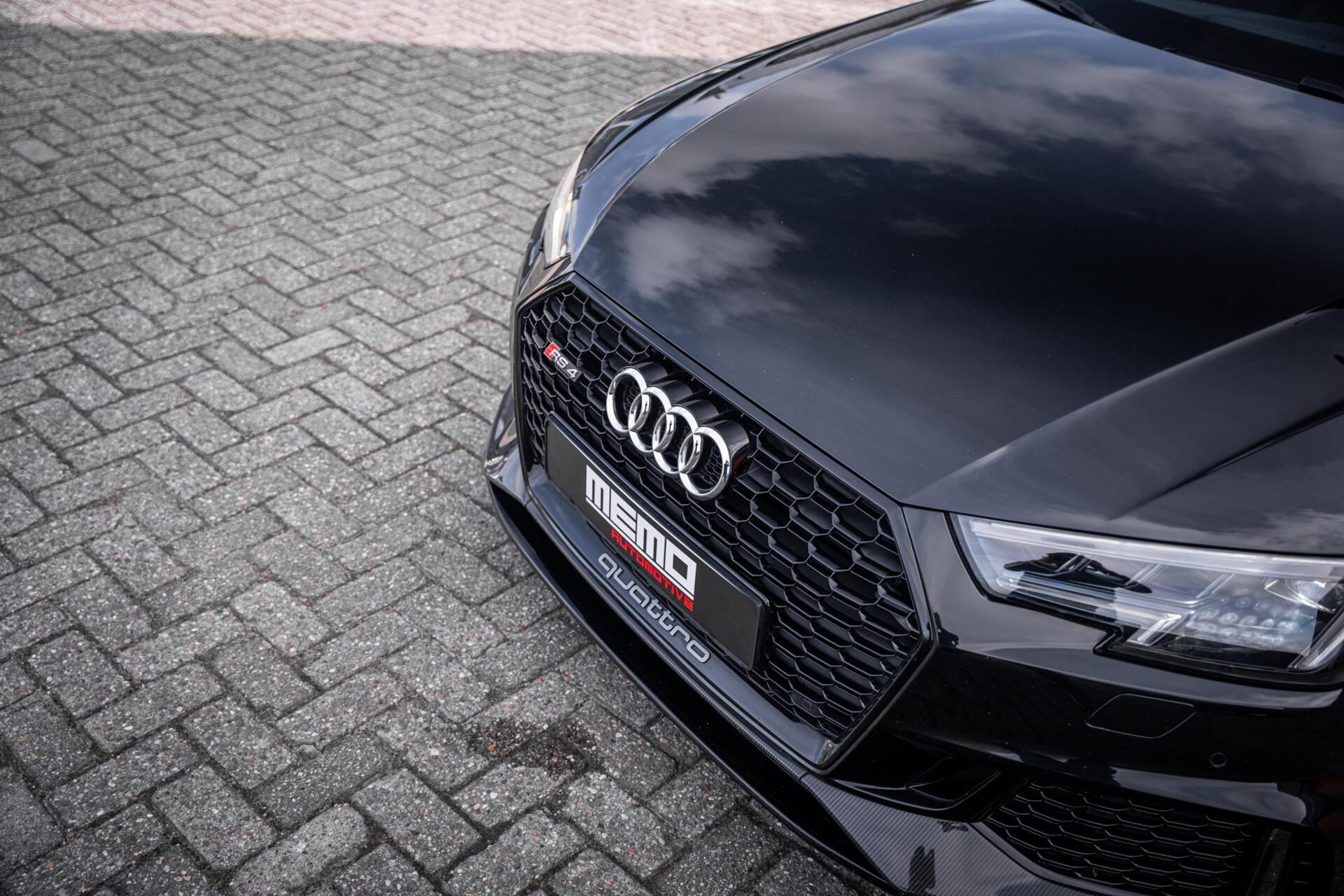 Foto van Audi RS 4 Avant