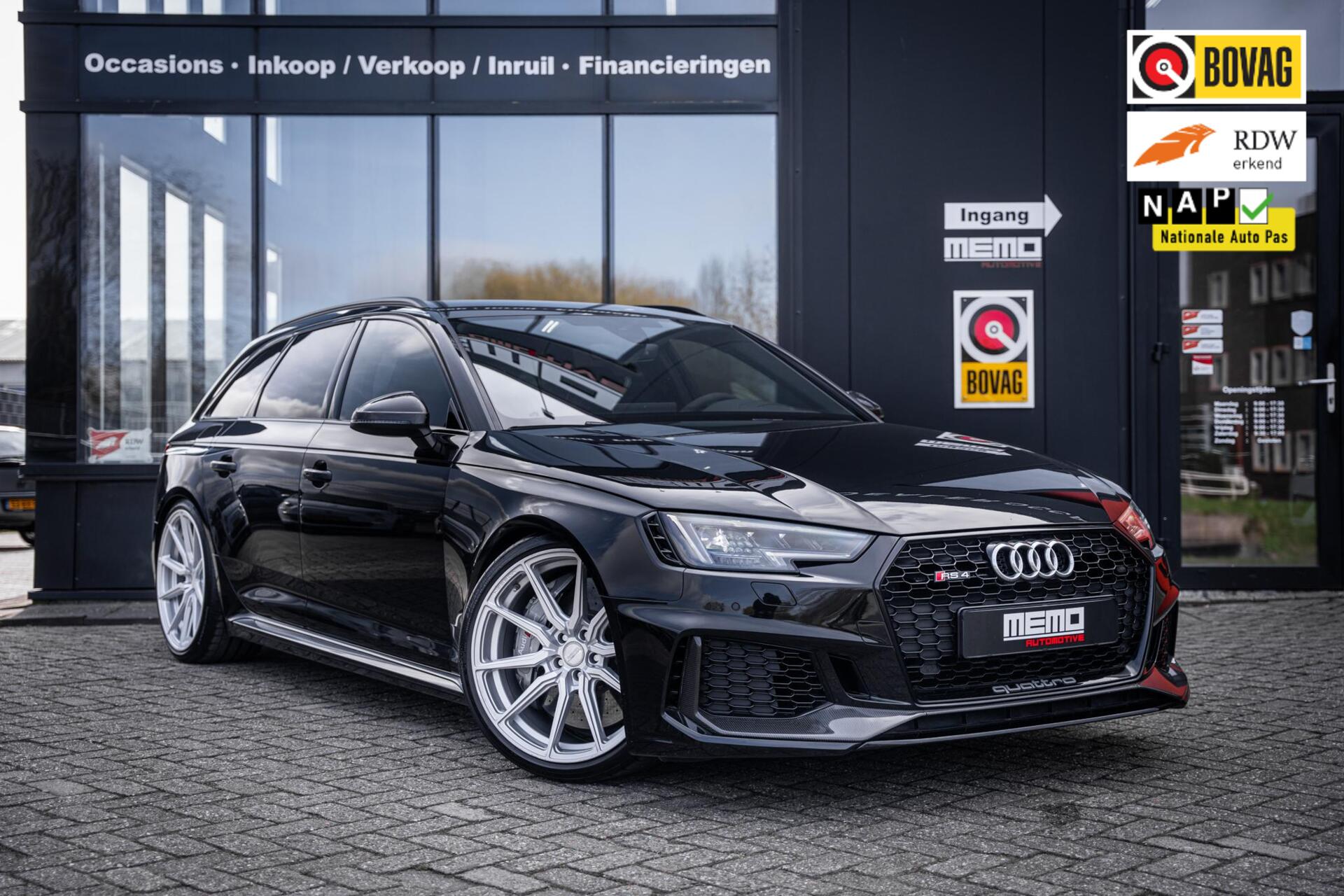 Audi RS 4 Avant 2.9 TFSI RS 4 Quattro*KERAMISCH*CARBON*600PK* 2019 - voorkant