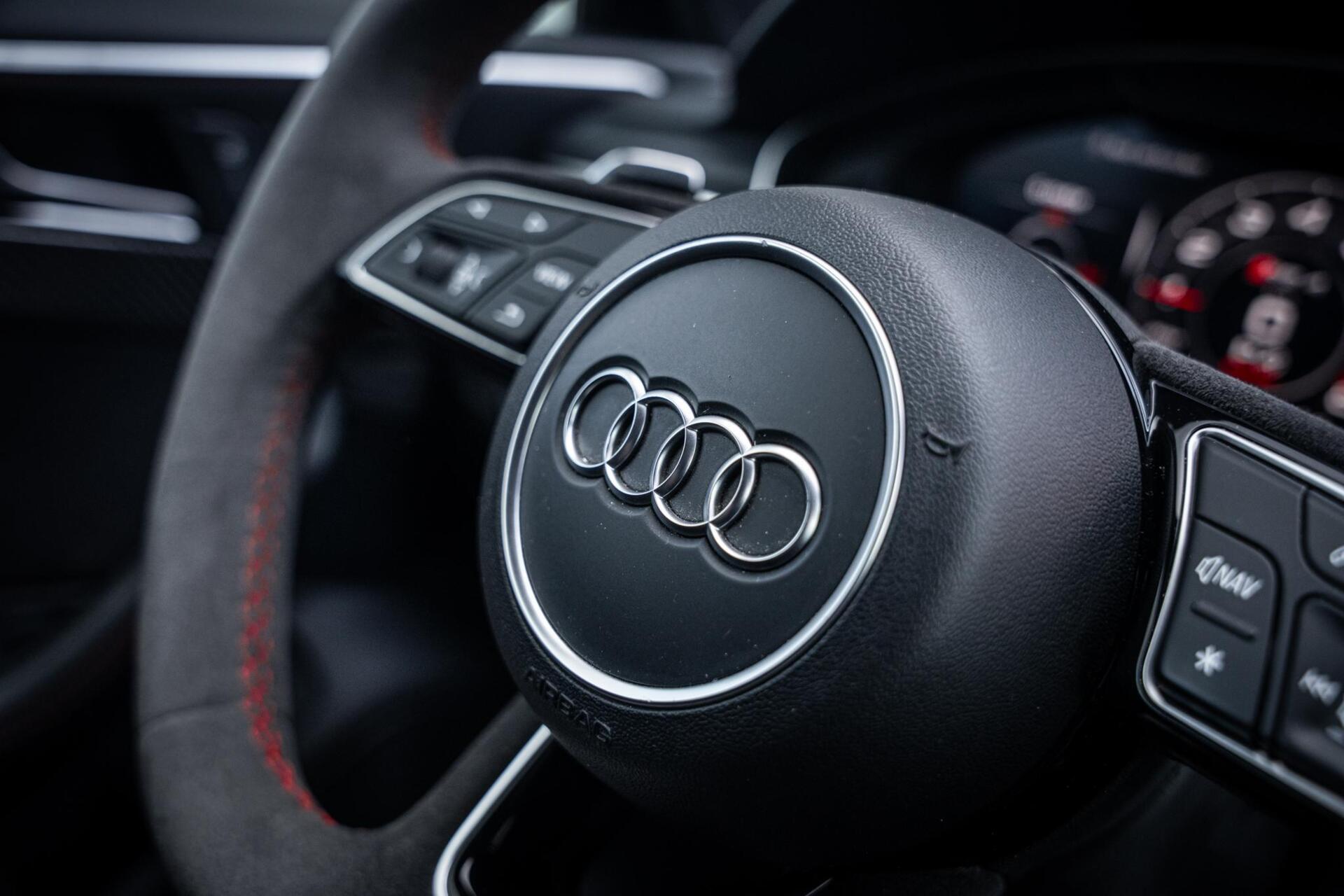 Foto van Audi RS 4 Avant