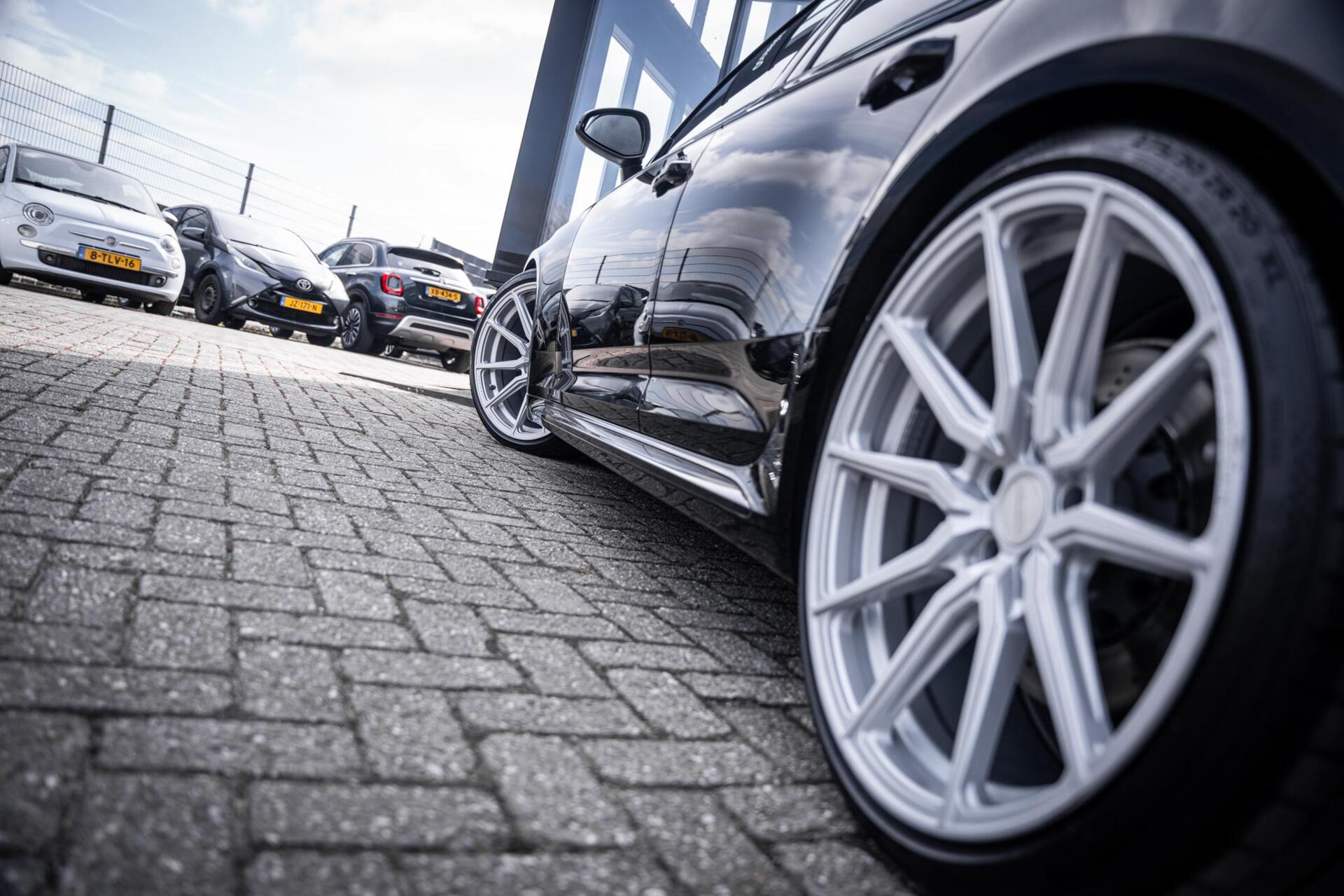 Foto van Audi RS 4 Avant