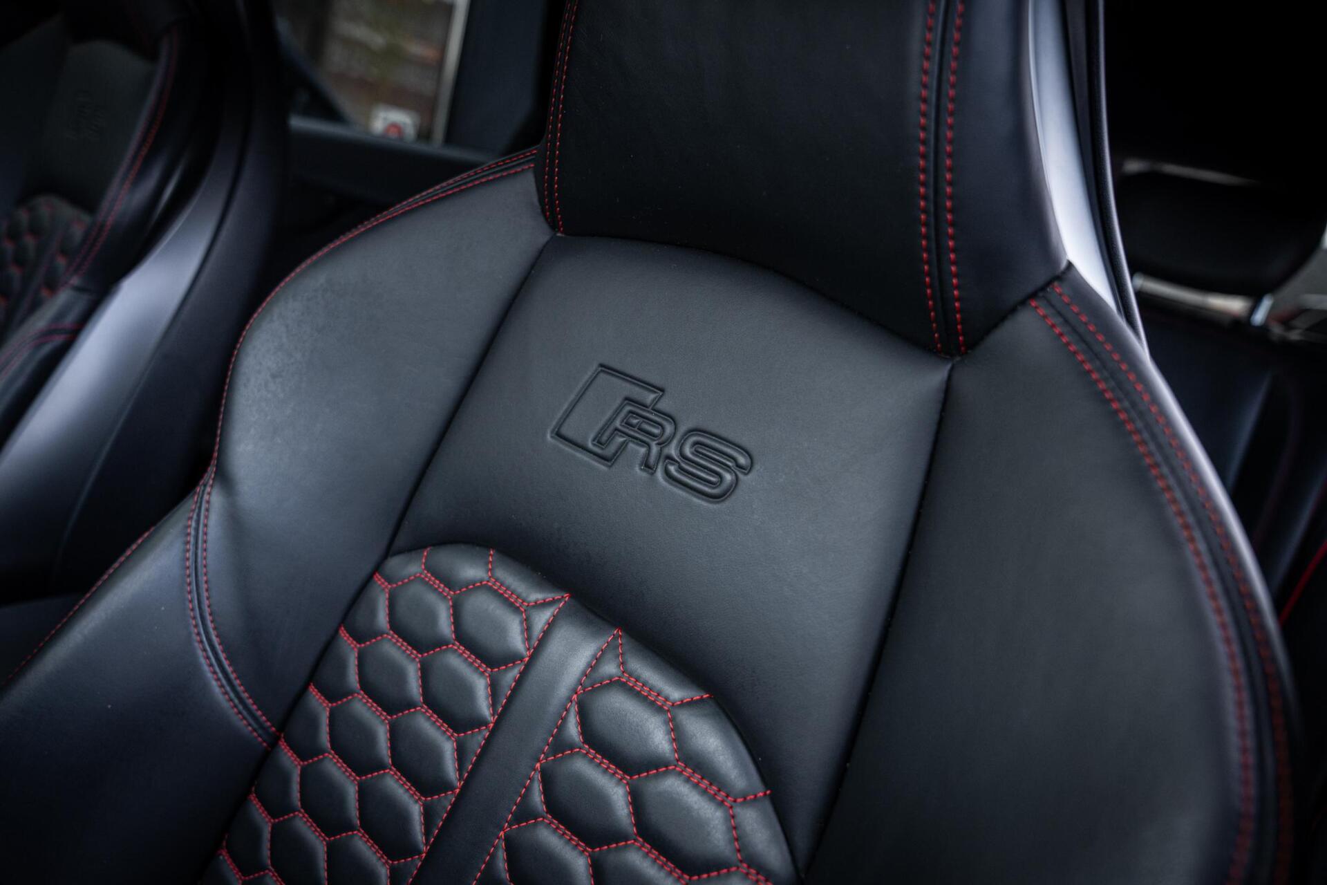 Foto van Audi RS 4 Avant