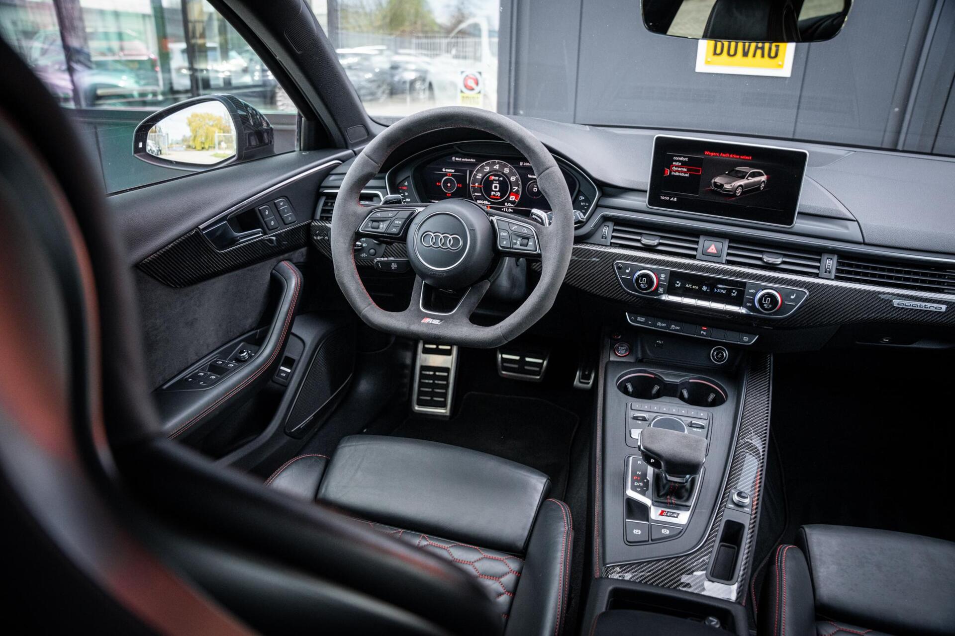 Foto van Audi RS 4 Avant