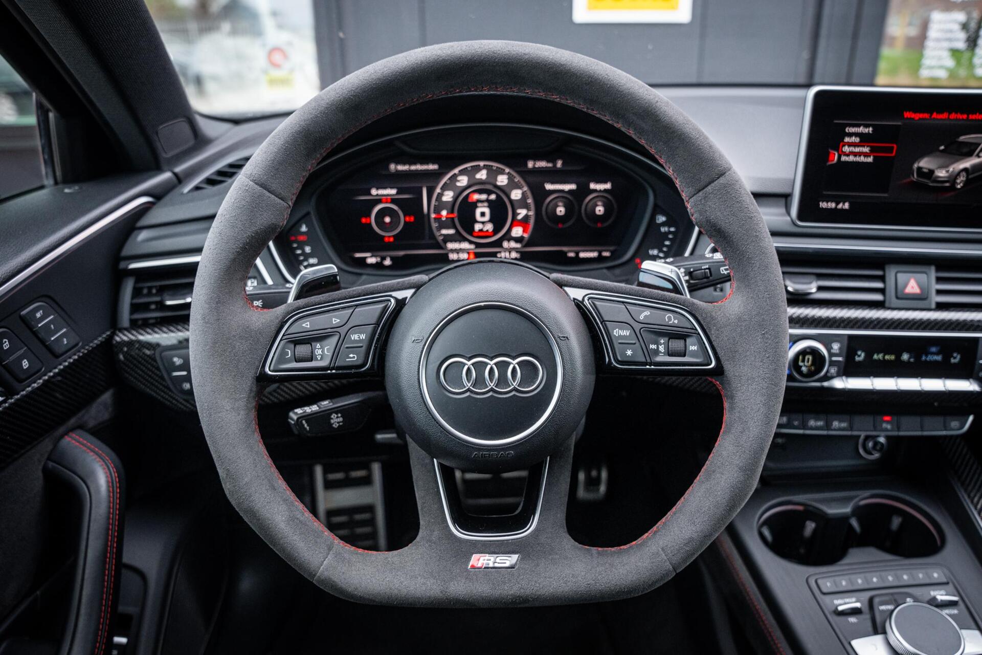 Foto van Audi RS 4 Avant