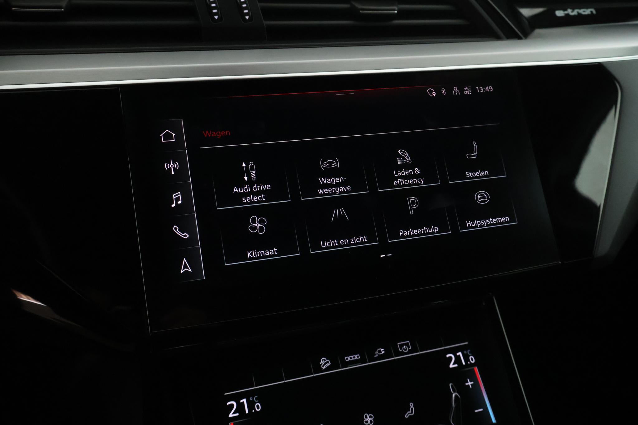 Foto van Audi E-tron 55