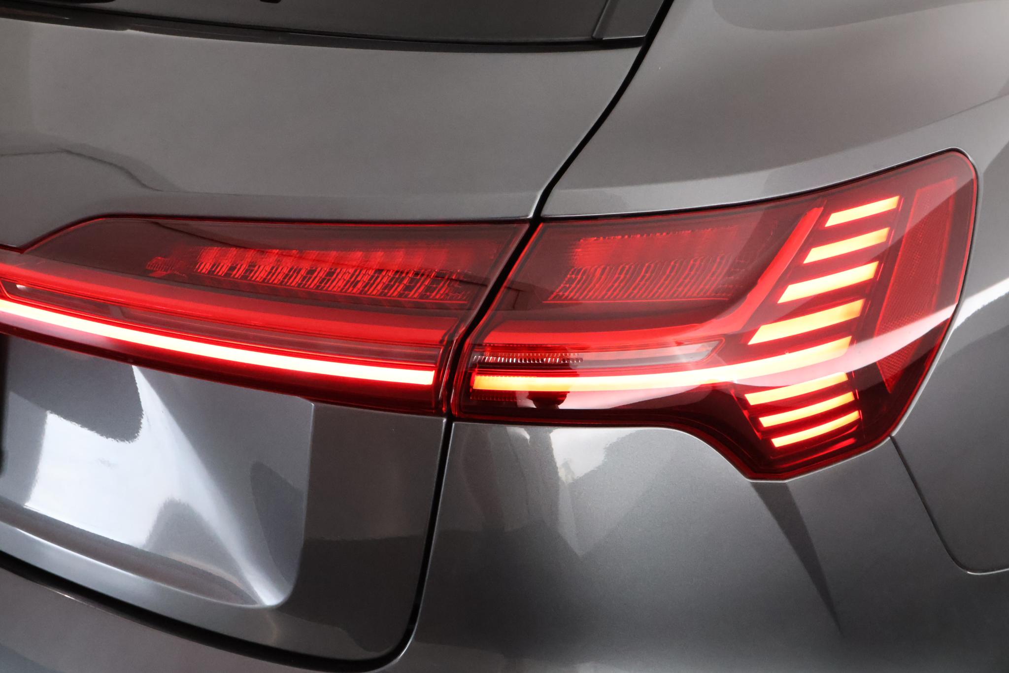 Foto van Audi E-tron 55