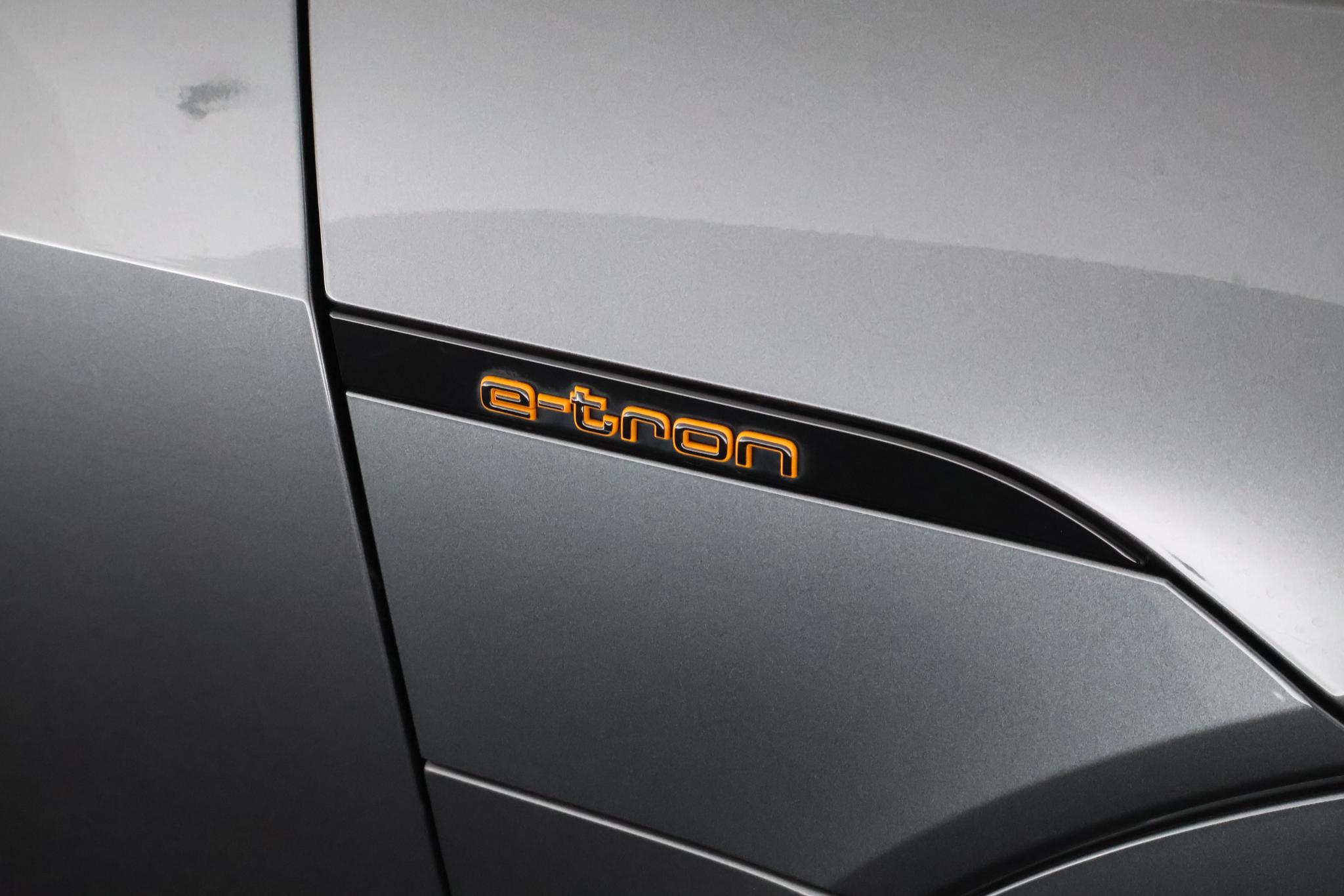 Foto van Audi E-tron 55