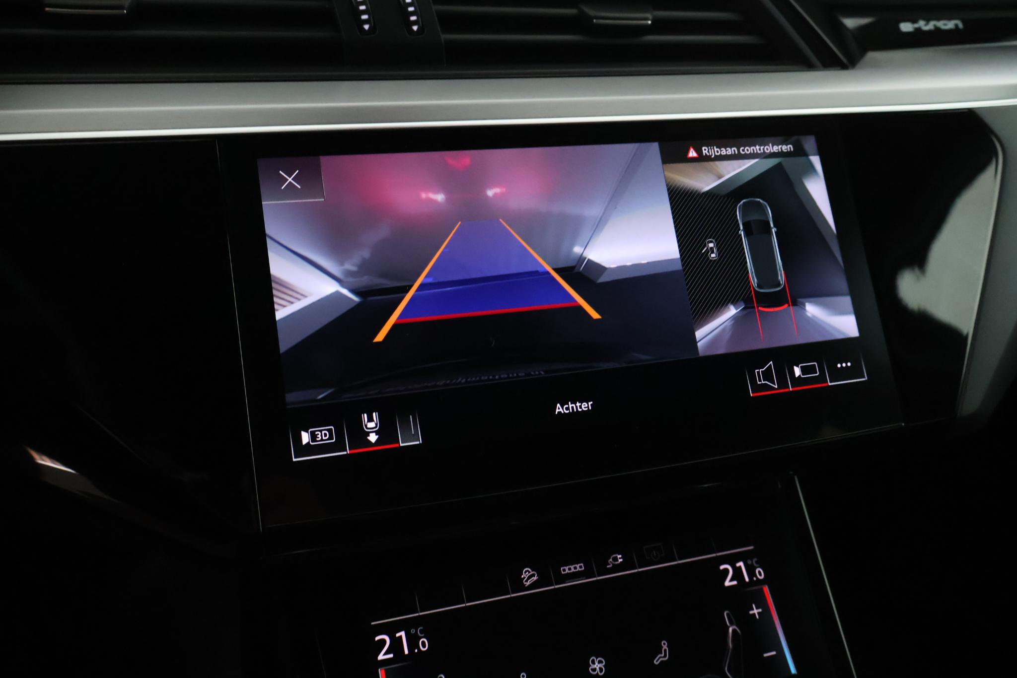 Foto van Audi E-tron 55