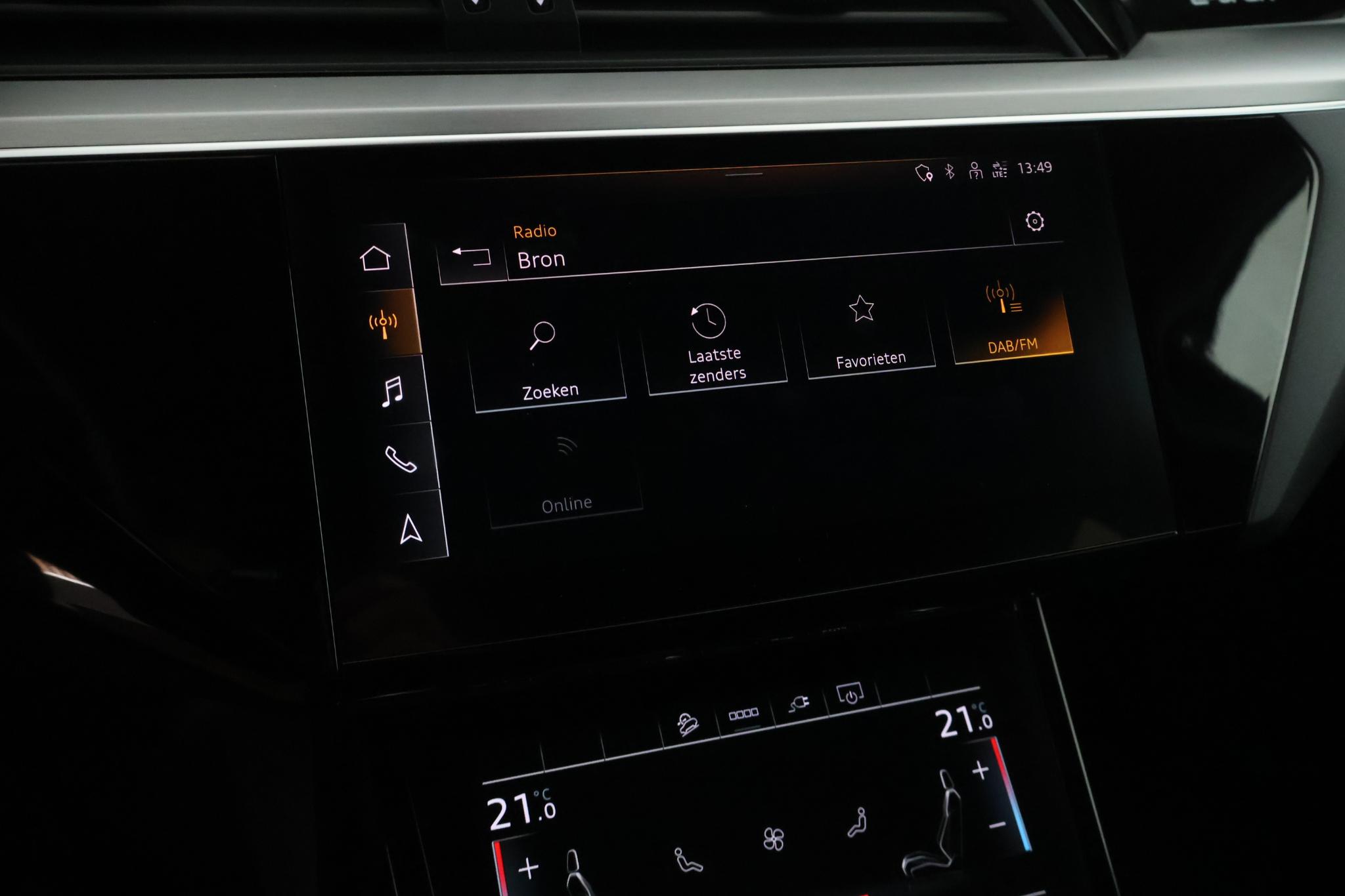 Foto van Audi E-tron 55