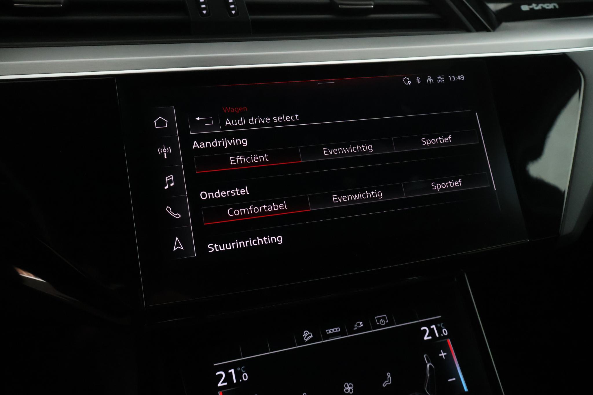 Foto van Audi E-tron 55