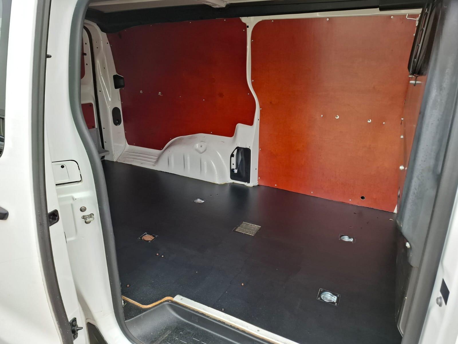 Foto van Peugeot Expert