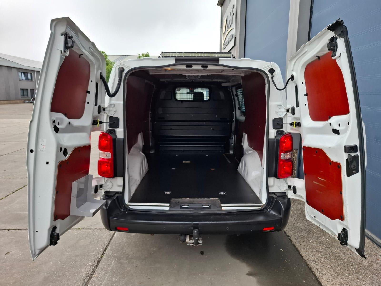 Foto van Peugeot Expert