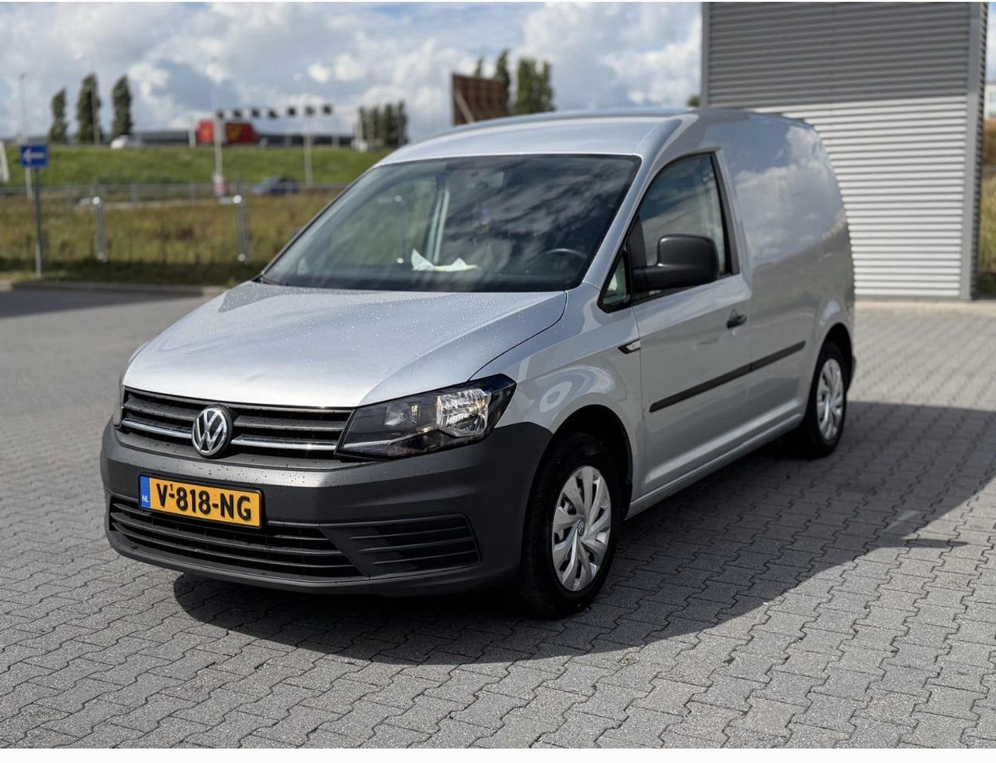 Volkswagen Caddy 2.0 TDI L1H1 BMT Trendline 2018 - voorkant