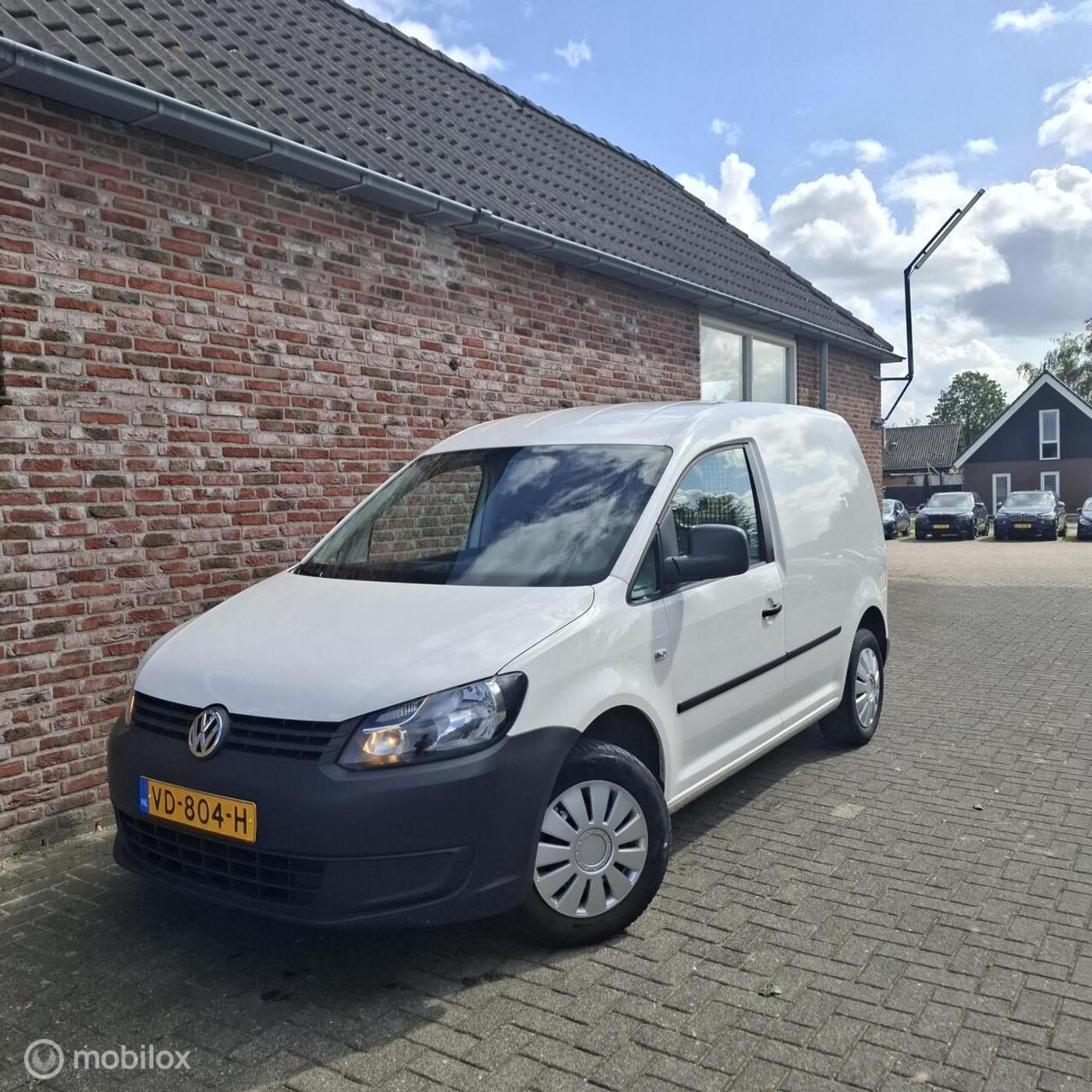 Volkswagen Caddy 1.6 TDI 2011 - voorkant