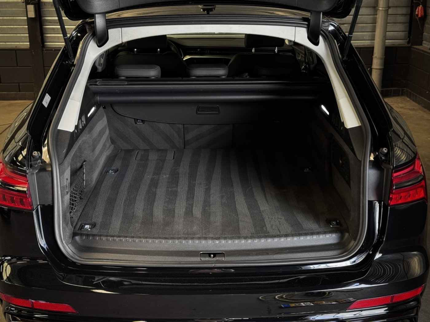 Foto van Audi A6 Avant 55 TFSI E