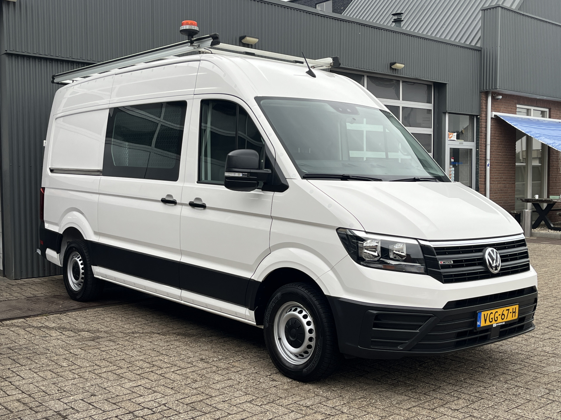 Volkswagen Crafter 2.0 TDI L3H3 4Motion 2020 - voorkant