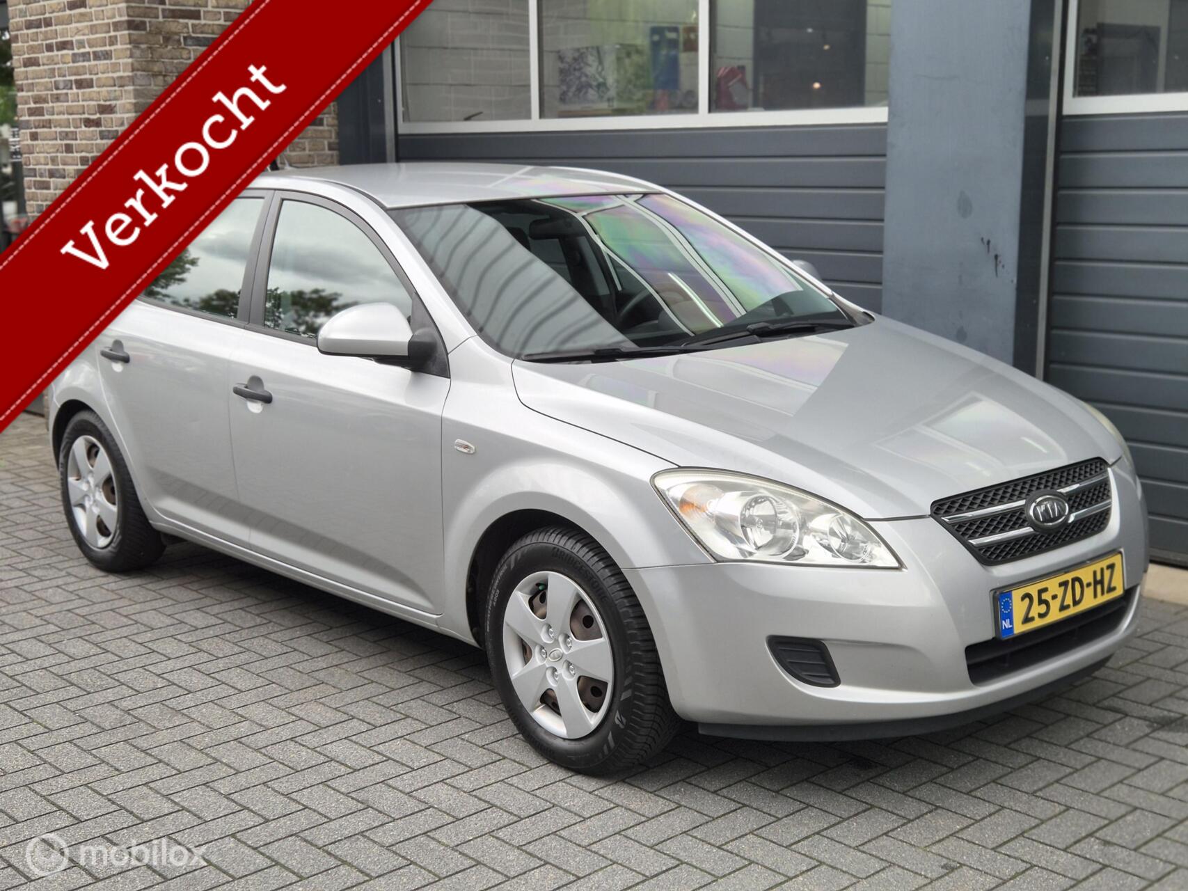 Foto van Kia Cee D