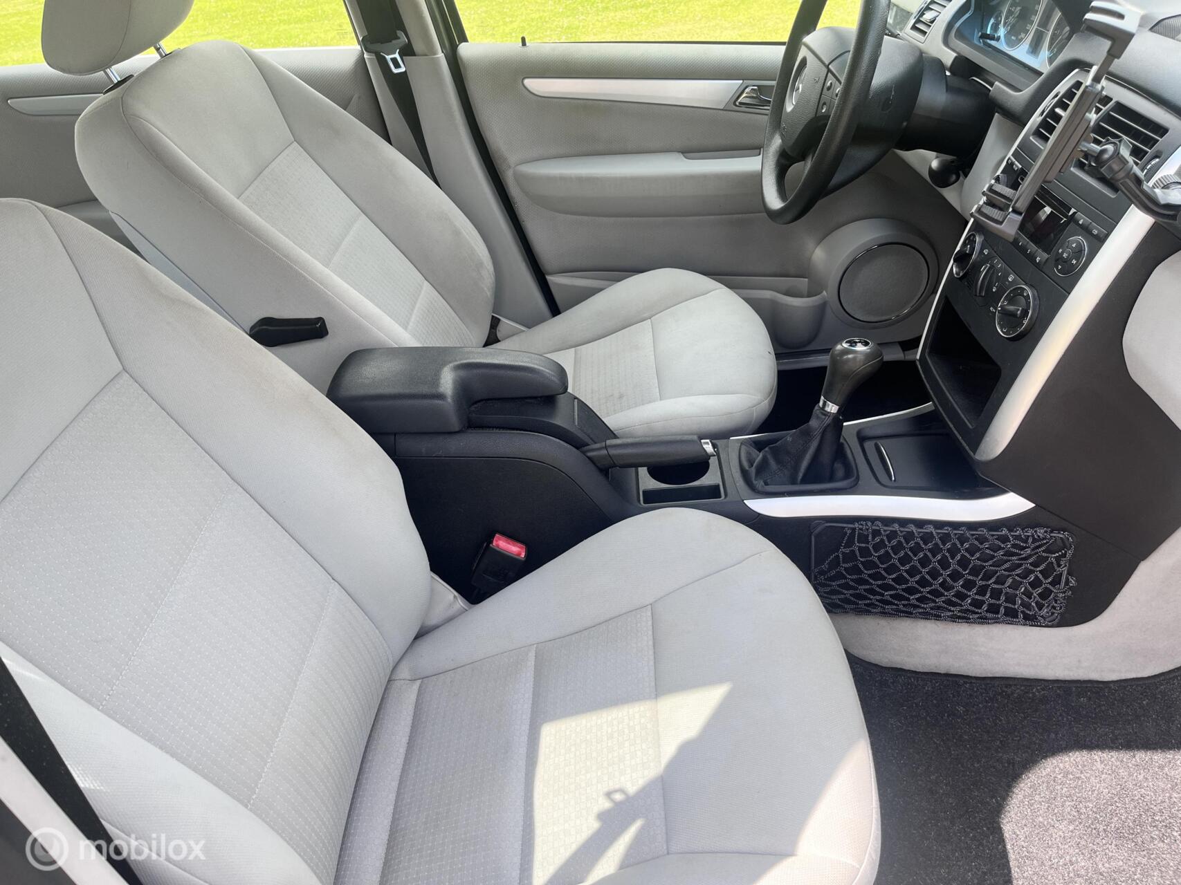 Foto van Mercedes-Benz B 170