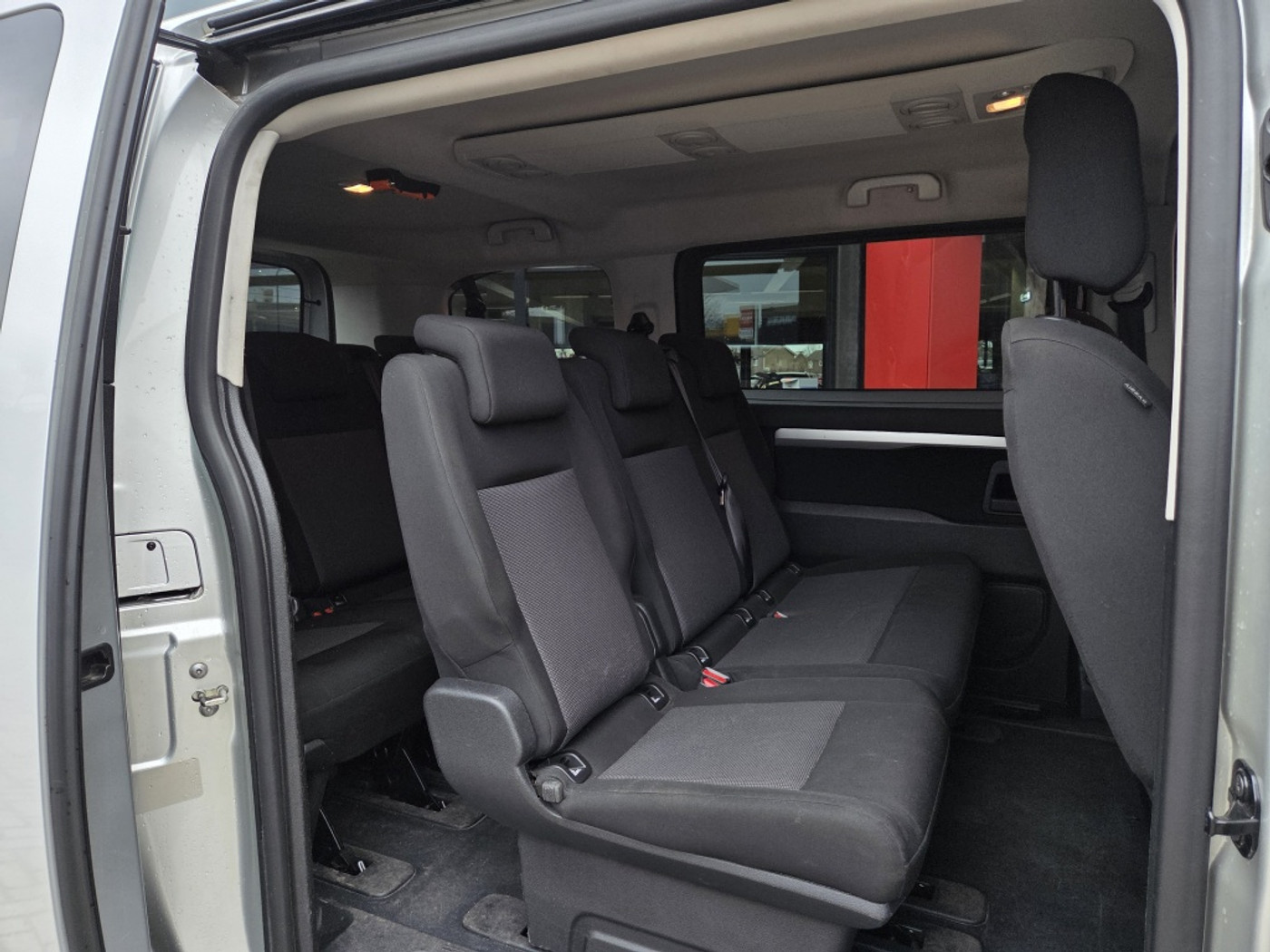 Foto van Citroen Jumpy Spacetourer