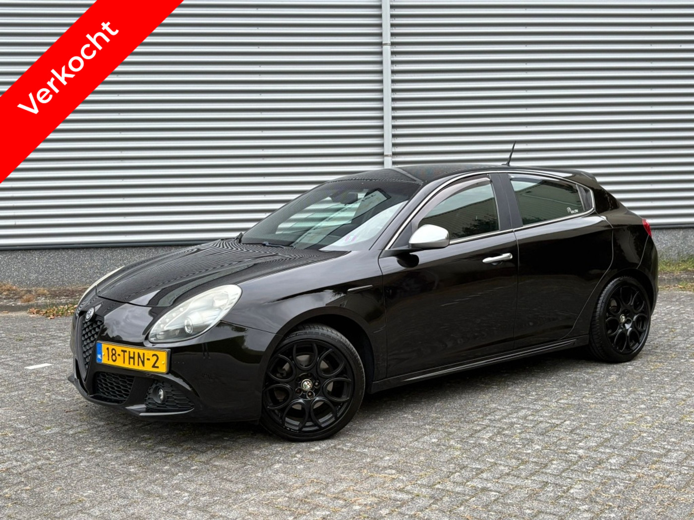 Alfa Romeo Alfa Giulietta 1.4 T Distinctive AUTOMAAT Trekhaak PDC Leder 2012 - voorkant